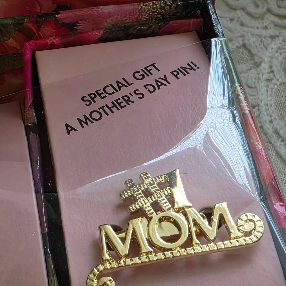 Details Watch Gift Set Silver Gold Tone Mother's Day Pin Floral Jewelry Box